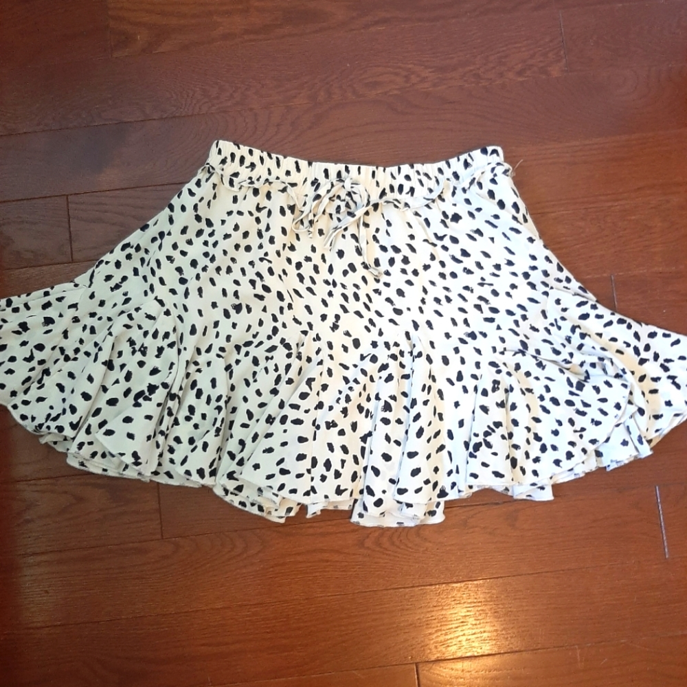 Black and White Mainstrip Skirt